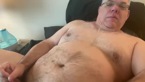 Snapshot of phlpjd chatting on 03-05-25, 02:45 phlpjd online show from 03-05-25, 02:45