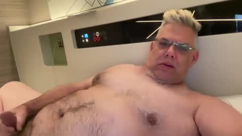 Snapshot of phlpjd chatting on 09-18-25, 09:11 phlpjd online show from 09-18-25, 09:11