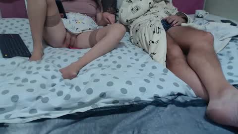 Phoenix and Aurora online show from 11-18-25, 11:48