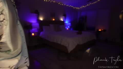 PHOENIX TAYLOR online show from 11-07-25, 02:44