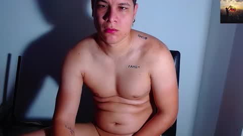 Snapshot of phoenixgnz08 chatting on 01-11-25, 11:02 AdnierGnz online show from 01-11-25, 11:02