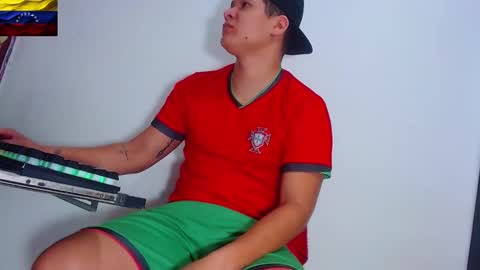 AdnierGnz online show from 03-09-26, 12:31