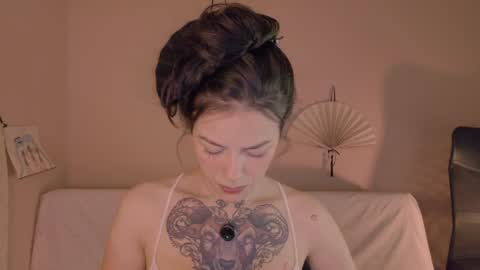 phoenixx_x online show from 04-21-26, 12:23
