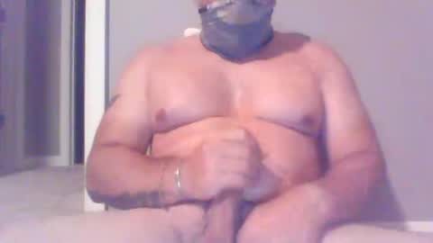 Snapshot of photobug12345 chatting on 09-14-25, 02:33 photobug12345 online show from 09-14-25, 02:33