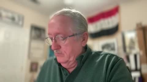 Snapshot of phrodeaux chatting on 02-04-26, 06:36 Phrodeaux online show from 02-04-26, 06:36