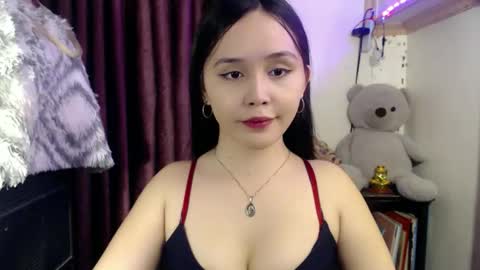 Snapshot of pia_intownx chatting on 02-11-26, 05:18 Ms Pia online show from 02-11-26, 05:18