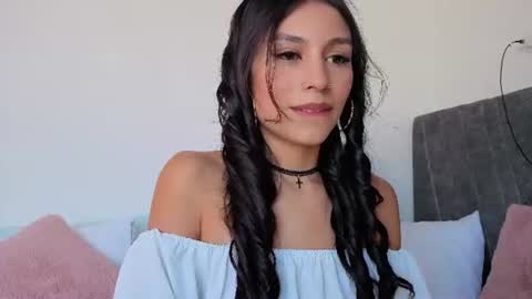 Snapshot of pia_stone1 chatting on 07-17-26, 09:30 Liz online show from 07-17-26, 09:30