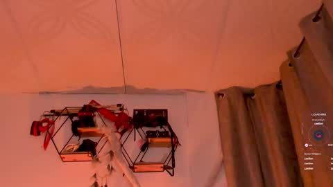  PIA FISHER  online show from 10-18-25, 01:41