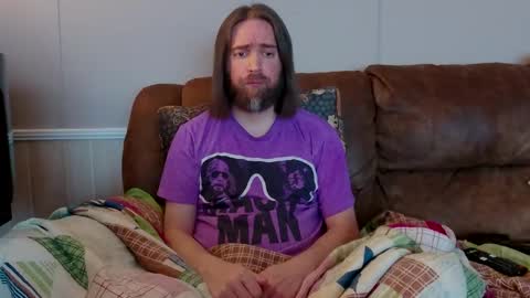 Snapshot of pianoman423 chatting on 12-13-24, 09:57 Jay online show from 12-13-24, 09:57