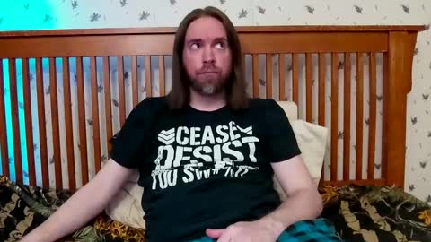 Snapshot of pianoman423 chatting on 01-23-25, 12:52 Jay online show from 01-23-25, 12:52