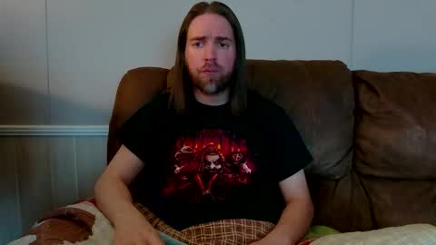 Snapshot of pianoman423 chatting on 03-10-25, 04:07 Jay online show from 03-10-25, 04:07