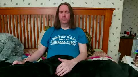 Snapshot of pianoman423 chatting on 09-28-25, 01:33 Jay online show from 09-28-25, 01:33