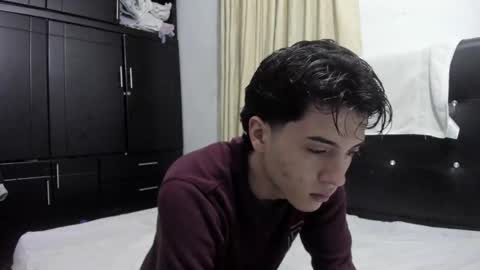 picaszomilos350 online show from 01-17-26, 10:20