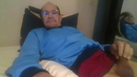 pichoun71 online show from 01-12-25, 07:43