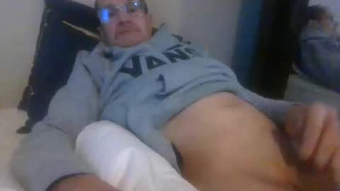 pichoun71 online show from 02-09-25, 08:11