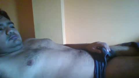 Snapshot of pichulonrenzo chatting on 06-18-26, 06:01 PICHULAMOJADA online show from 06-18-26, 06:01