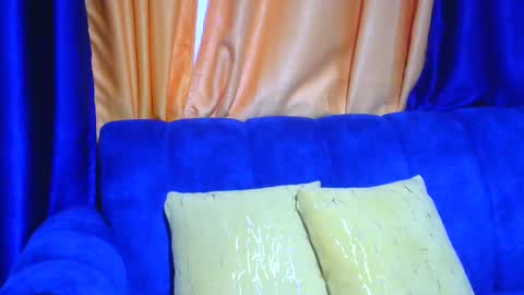 Snapshot of pickme60 chatting on 02-11-25, 08:10 pickme60 online show from 02-11-25, 08:10