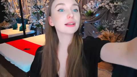 Emelie online show from 02-13-25, 08:24