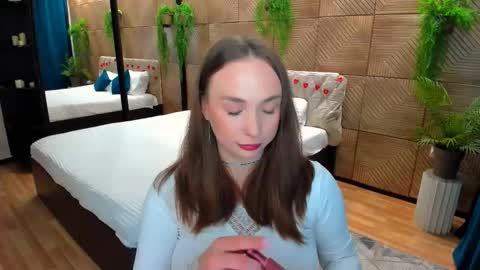 Emelie online show from 03-30-26, 05:36