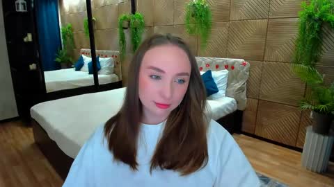 Snapshot of pieceofinspiration chatting on 04-25-26, 10:18 Emelie online show from 04-25-26, 10:18