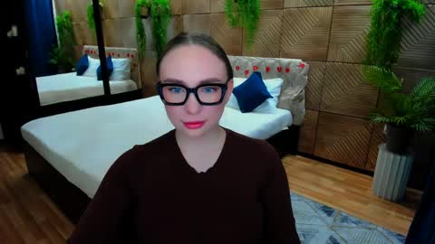 Snapshot of pieceofinspiration chatting on 04-30-26, 10:21 Emelie online show from 04-30-26, 10:21