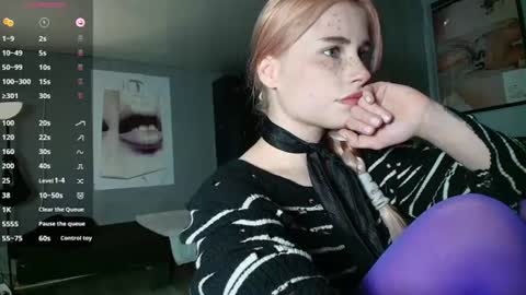 Piera online show from 06-15-26, 04:20