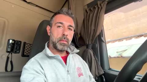 pierotu online show from 10-30-25, 11:55