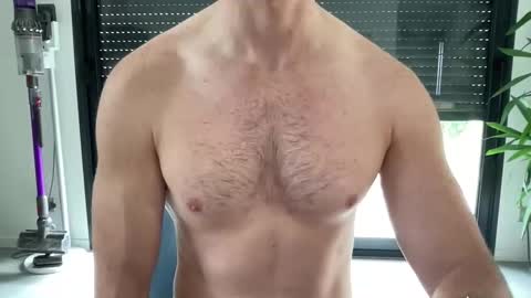 pierre81000 online show from 12-19-25, 12:12