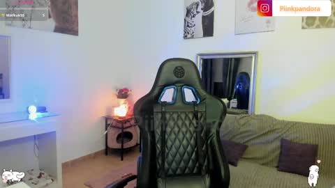 PiinkPandora online show from 03-28-26, 09:47