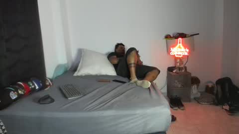 pikoro_gomez online show from 04-10-26, 01:00