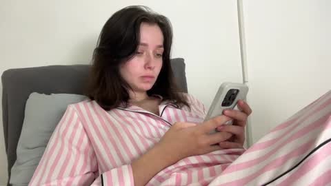 Trisha     online show from 01-04-25, 03:17