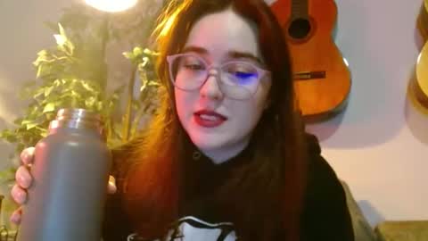 PilloGoddess online show from 11-09-25, 06:01
