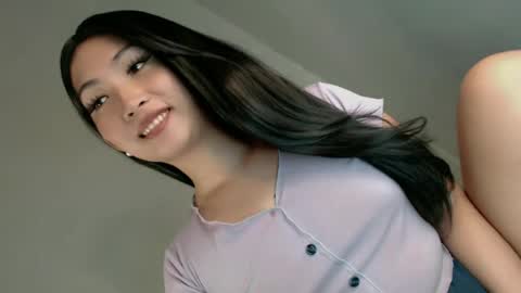 Snapshot of pillow_whispers chatting on 06-18-26, 01:37 jane online show from 06-18-26, 01:37