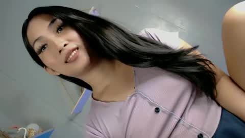 Snapshot of pillow_whispers chatting on 06-21-26, 03:36 jane online show from 06-21-26, 03:36
