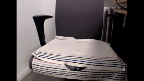 pimmel10 online show from 12-15-24, 04:37