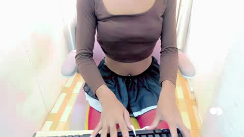 Snapshot of pinay_alexa chatting on 07-04-26, 03:40 alexa online show from 07-04-26, 03:40