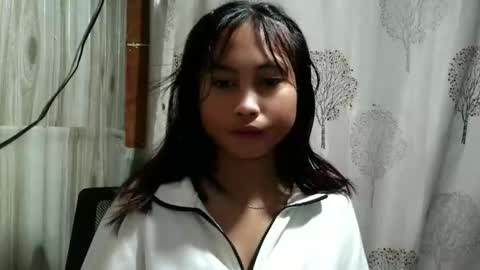 Snapshot of pinay_elene18 chatting on 05-28-26, 03:15 pinay_elene18 online show from 05-28-26, 03:15