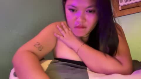 Hot Feb online show from 12-04-25, 08:28