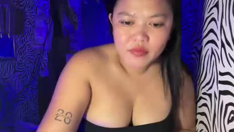 Hot Feb online show from 01-07-26, 12:18