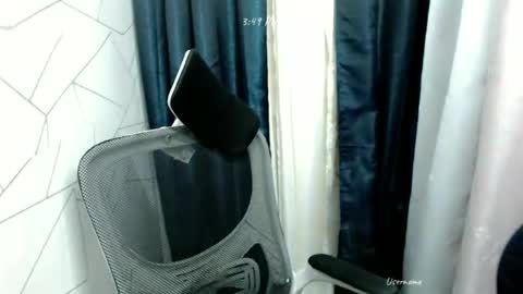 Snapshot of pinay_heart chatting on 07-06-26, 07:49 heart online show from 07-06-26, 07:49