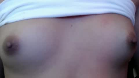 Snapshot of pinay_julia chatting on 11-03-25, 10:27 Julia rain online show from 11-03-25, 10:27