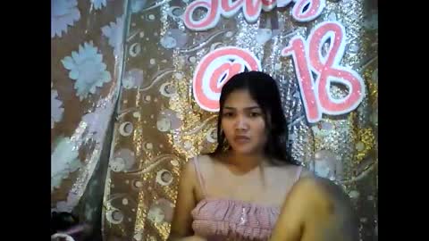 Snapshot of pinay_just18th chatting on 02-17-26, 11:07 pinay_just18th online show from 02-17-26, 11:07
