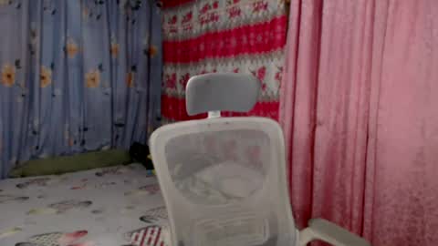 Snapshot of pinay_singlemomxs chatting on 07-09-26, 04:33 pinay_singlemomxs online show from 07-09-26, 04:33