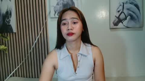 Snapshot of pinay_yahsy chatting on 06-27-26, 08:30 pinay_yahsy online show from 06-27-26, 08:30