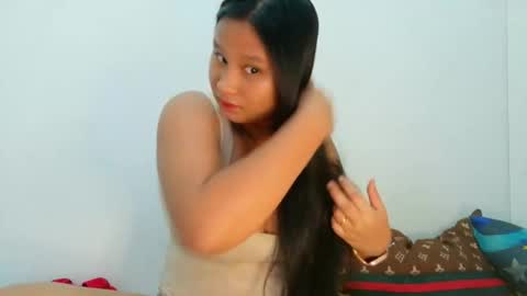 Snapshot of pinaybigboobs_69 chatting on 01-19-26, 05:22 just call me rose online show from 01-19-26, 05:22