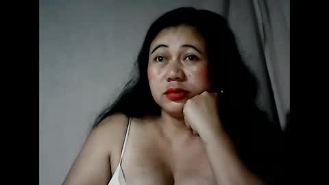 pinaymama12345 online show from 12-20-24, 10:54