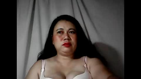 pinaymama12345 online show from 10-19-25, 10:21