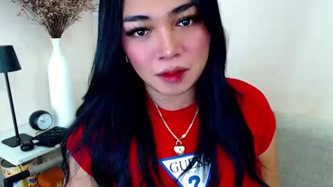 Snapshot of pinaymorena69 chatting on 01-08-25, 05:27 Just cath online show from 01-08-25, 05:27