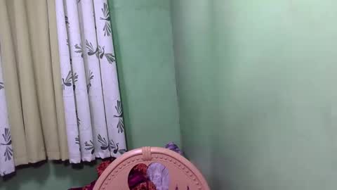 pinaymorena_rhowe online show from 12-04-24, 06:33