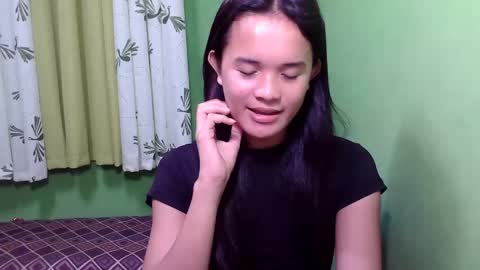 pinaymorena_rhowe online show from 01-10-25, 08:29